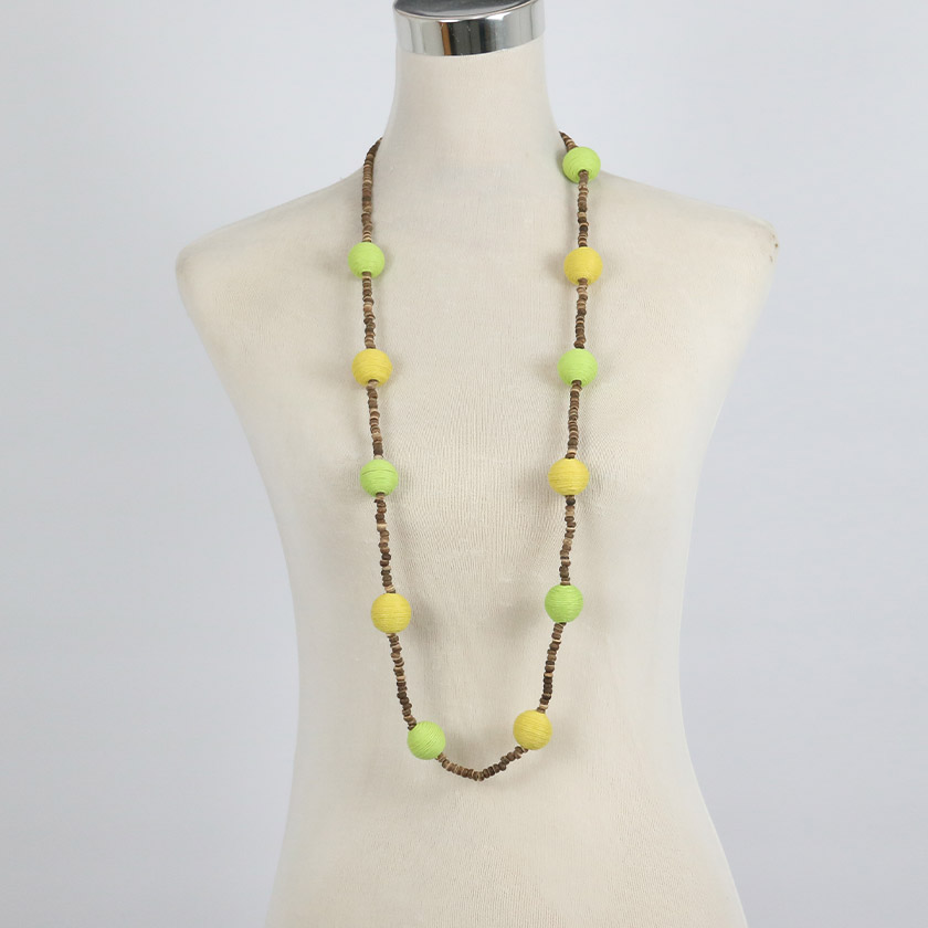 NECKLACE COTTON BALL