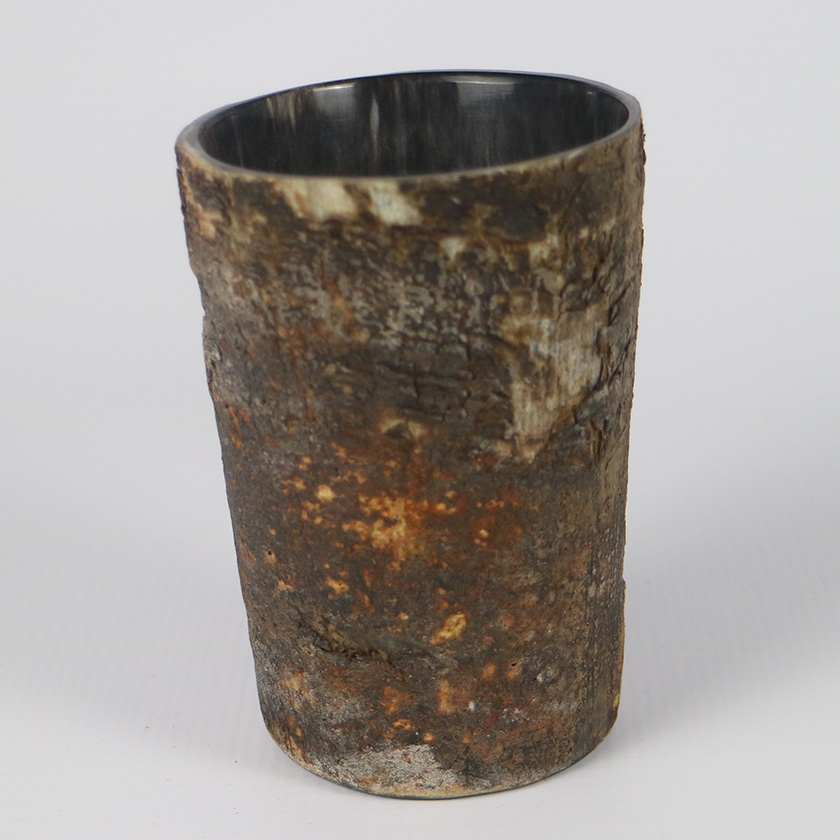 HORN CUP TEXTURED