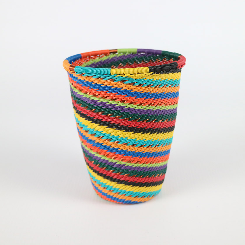 WIRE CUP HOLDER