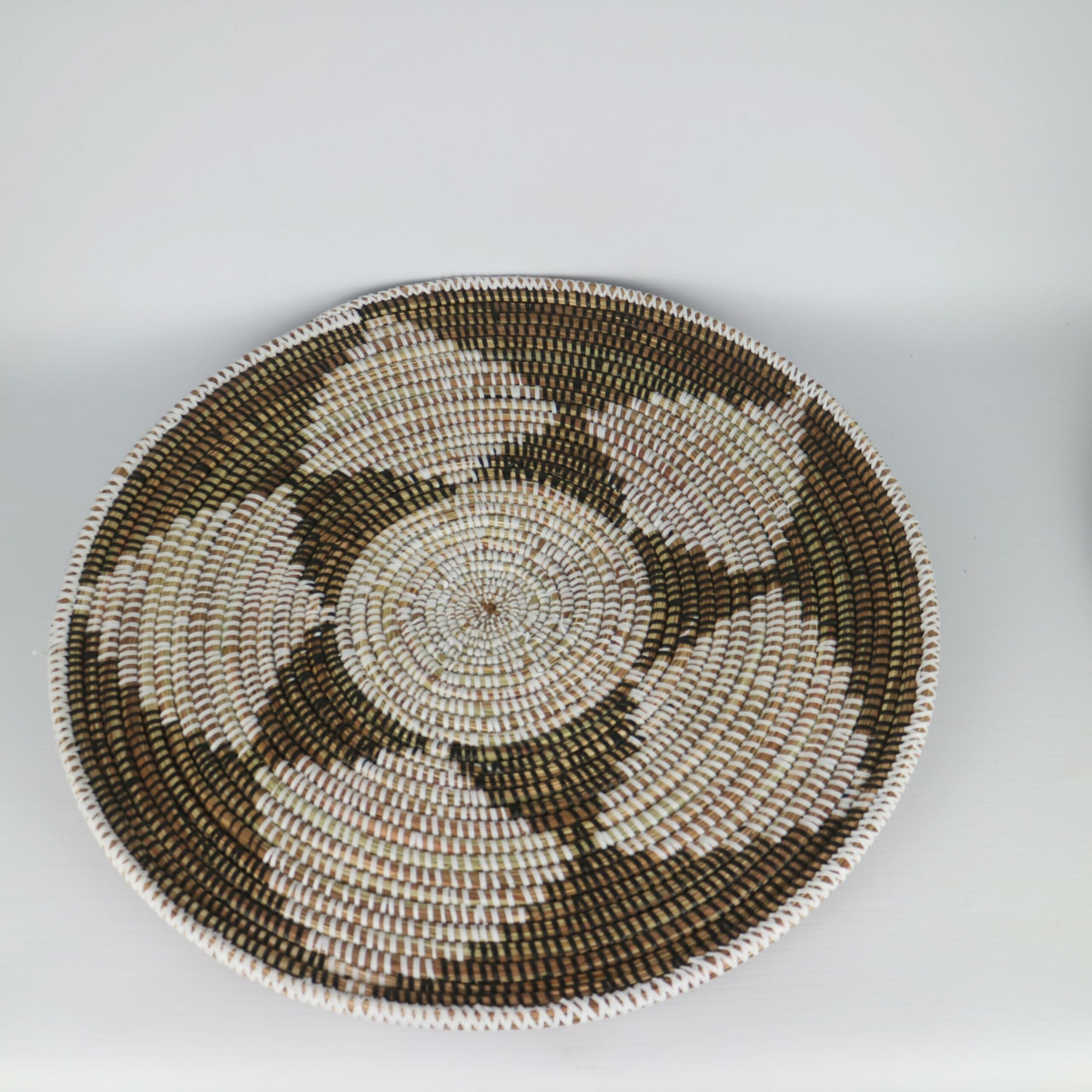 BASKET WALL PLATE