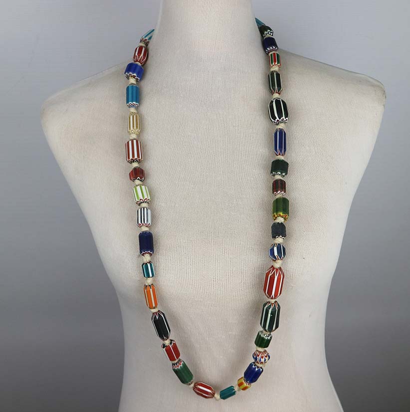 NECKLACE TRADE & CHEVRON BEAD LONG
