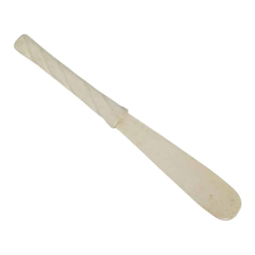 BONE PATE KNIFE CARVED SINGLE