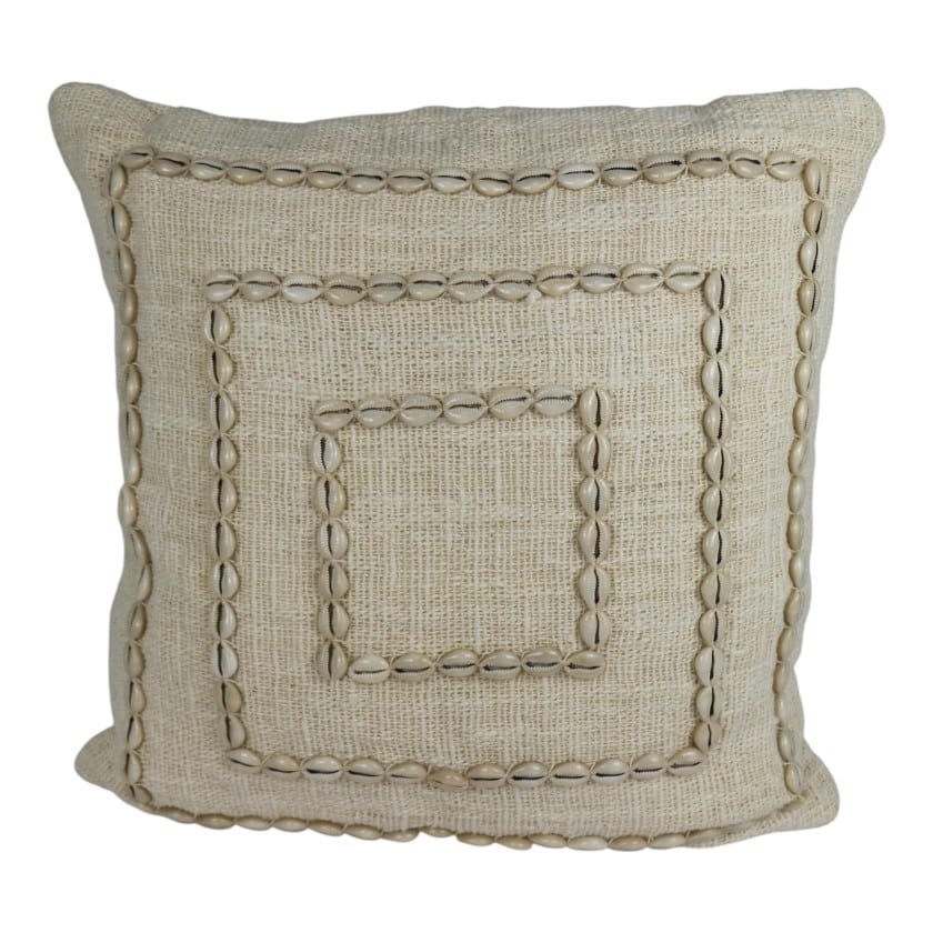 CUSHION NATURAL WITH COWREY SQUARES WITH INNER