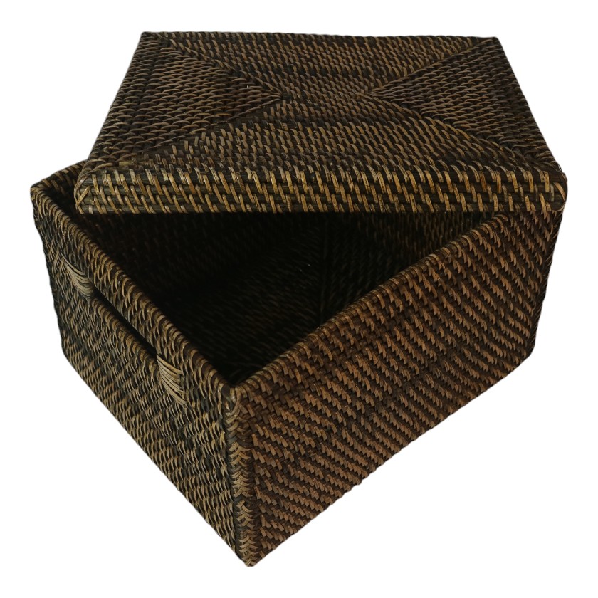 RATTAN LIDDED STORAGE BOX