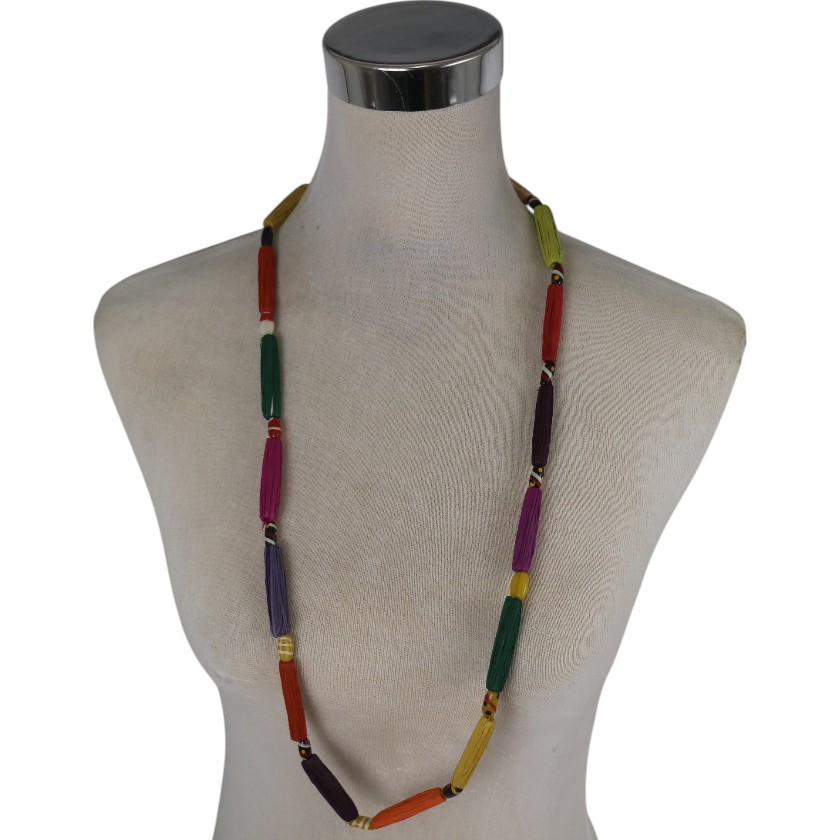 NECKLACE RAFFIA COLOUR