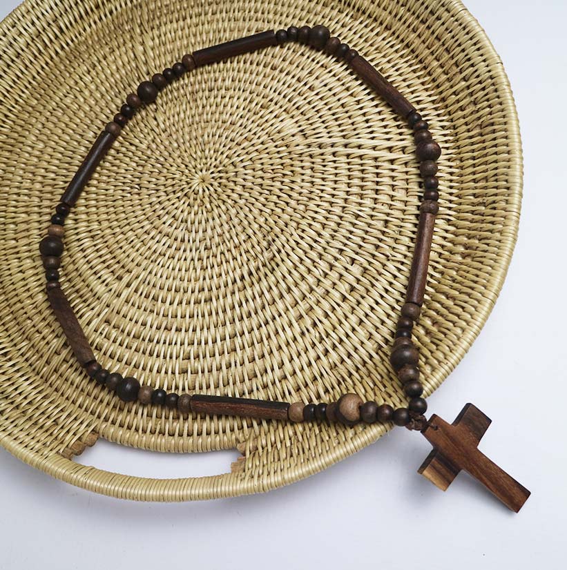 NECKLACE SHORT SONO CROSS
