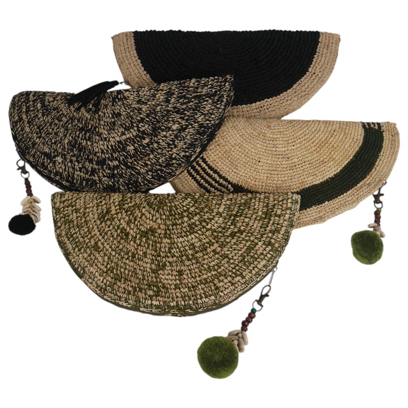 CLUTCH CROCHET HALF MOON COLOURFUL NEUTRALS