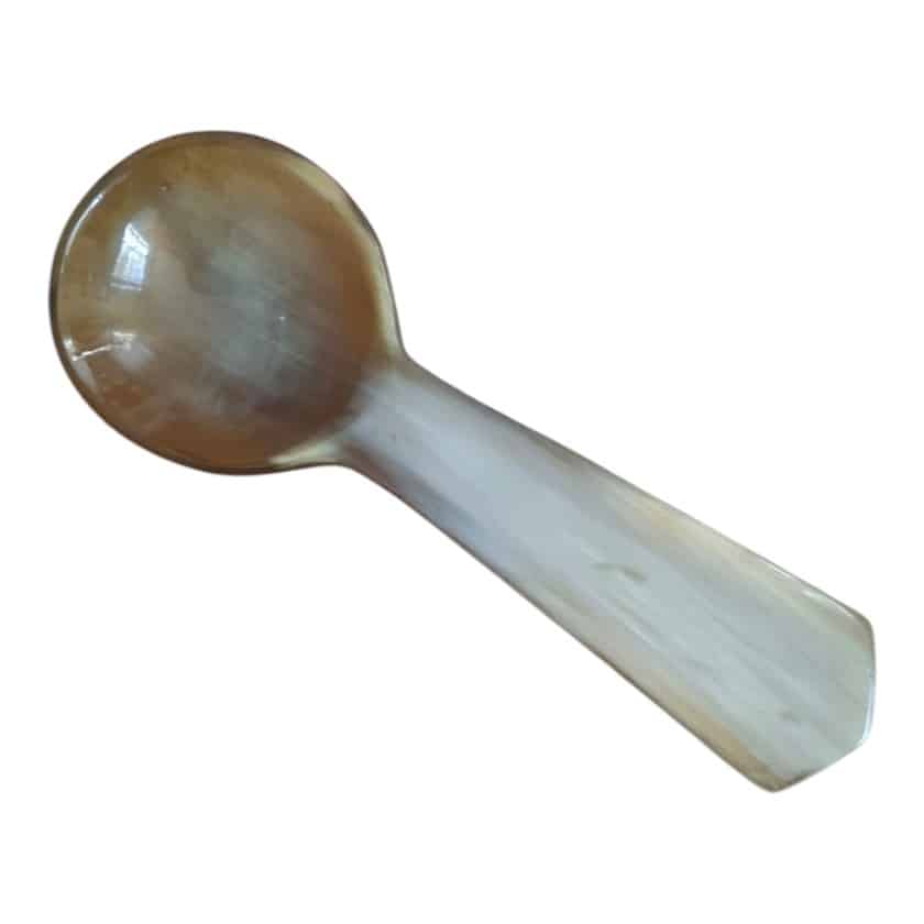 HORN FLOUR SCOOP TRIANGLE HANDLE